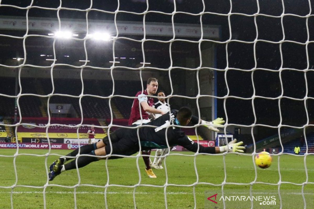 Liga Inggris - Burnley bermain imbang dengan Fulham di Turf Moor