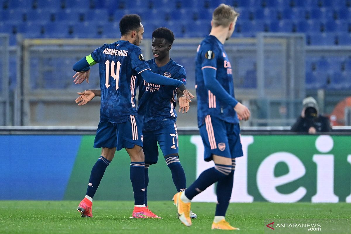 Arsenal bermain imbang dengan Benfica 1-1