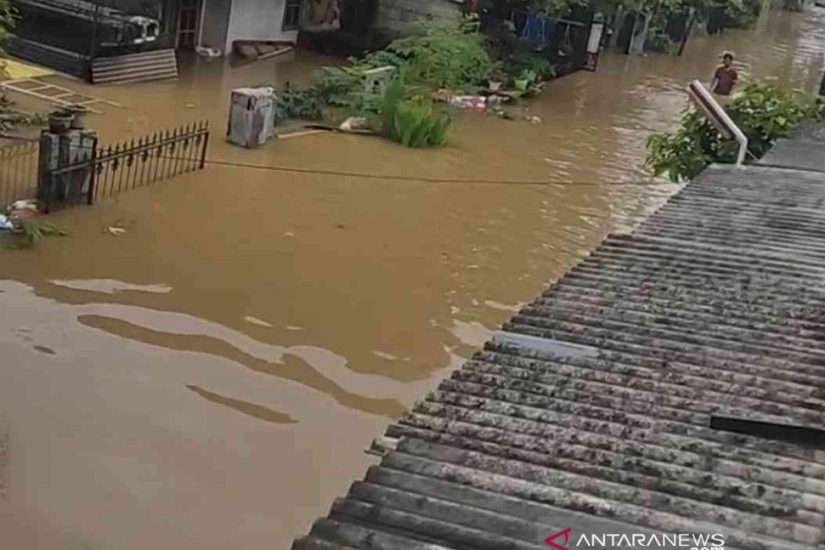 1.756 keluarga terdampak banjir di Bekasi