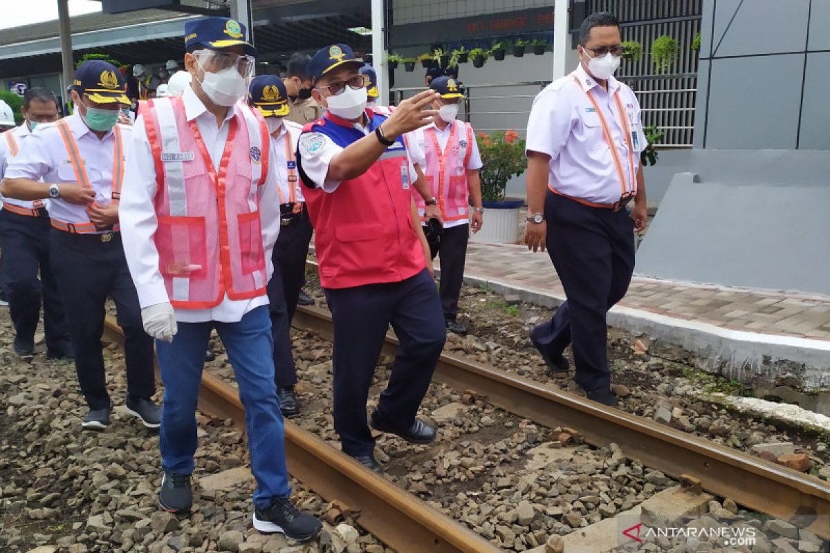 Puji tes Genose C19 di Stasiun Bandung, Menhub: Sudah ada peningkatan