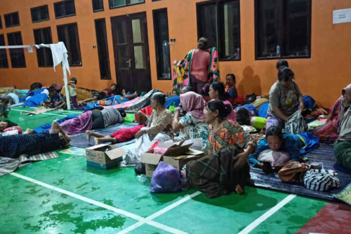 Empat desa di Cirebon terendam banjir