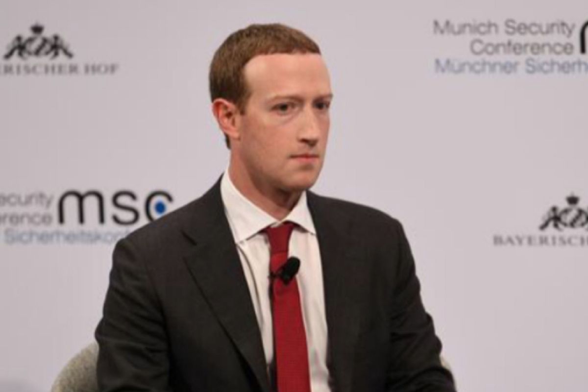 Data Facebook Mark Zuckerberg ikut bocor