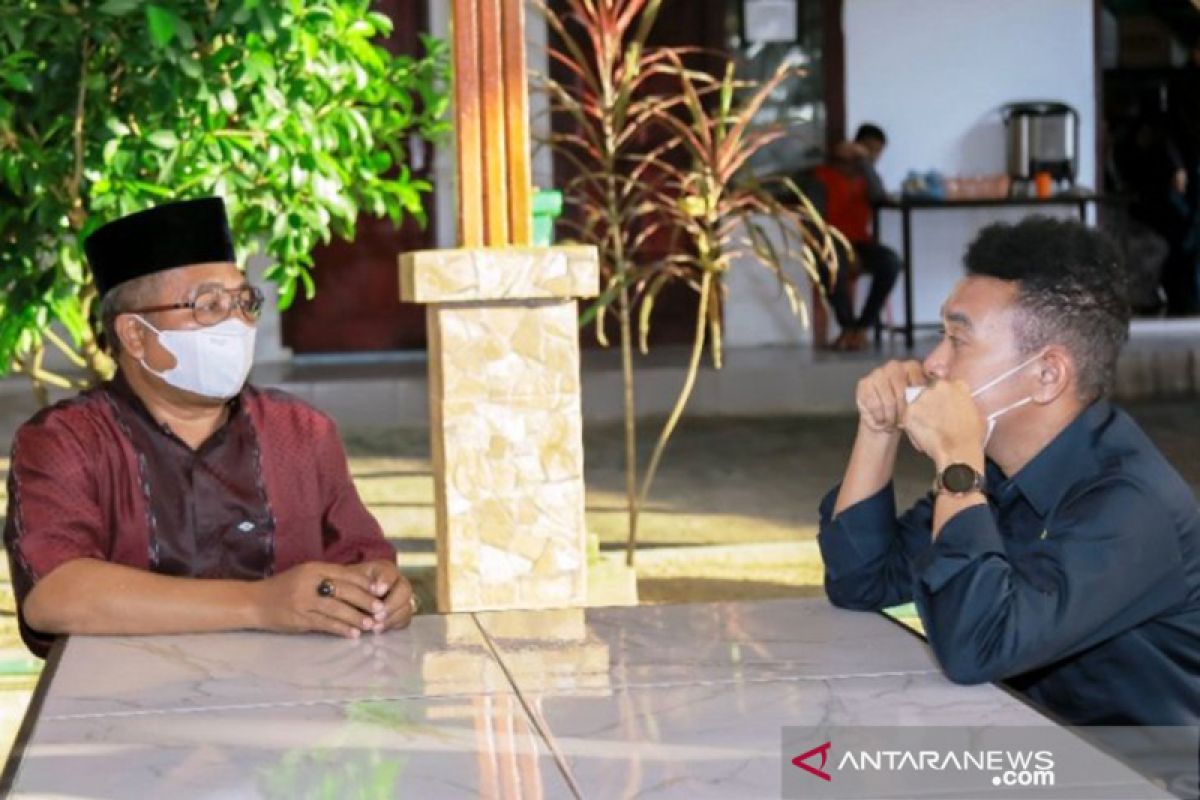 Stafsus kunjungi Aceh, berikut aspirasi guru yang dijawab presiden