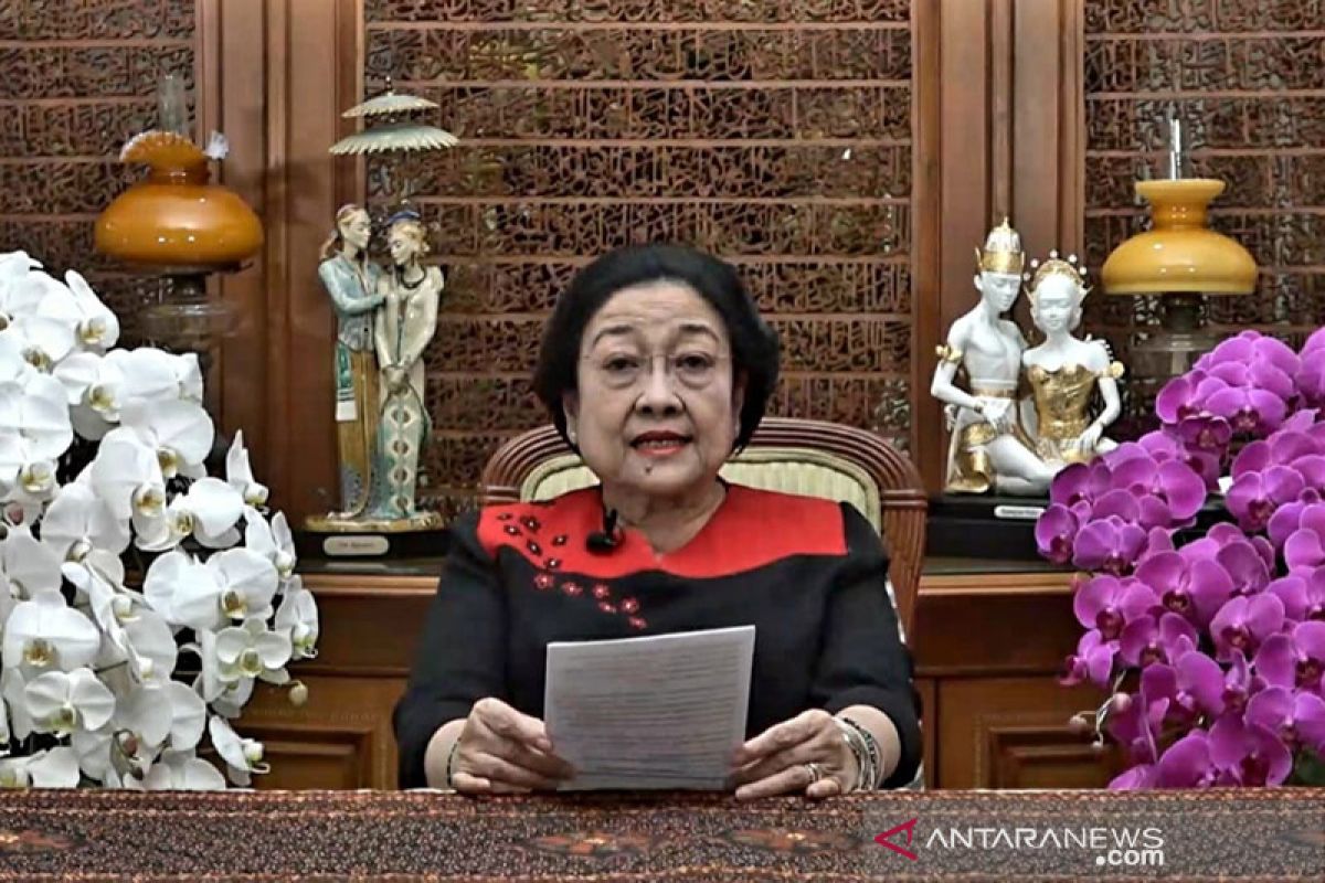 Megawati ajak kader PDIP wujudkan politik hijau