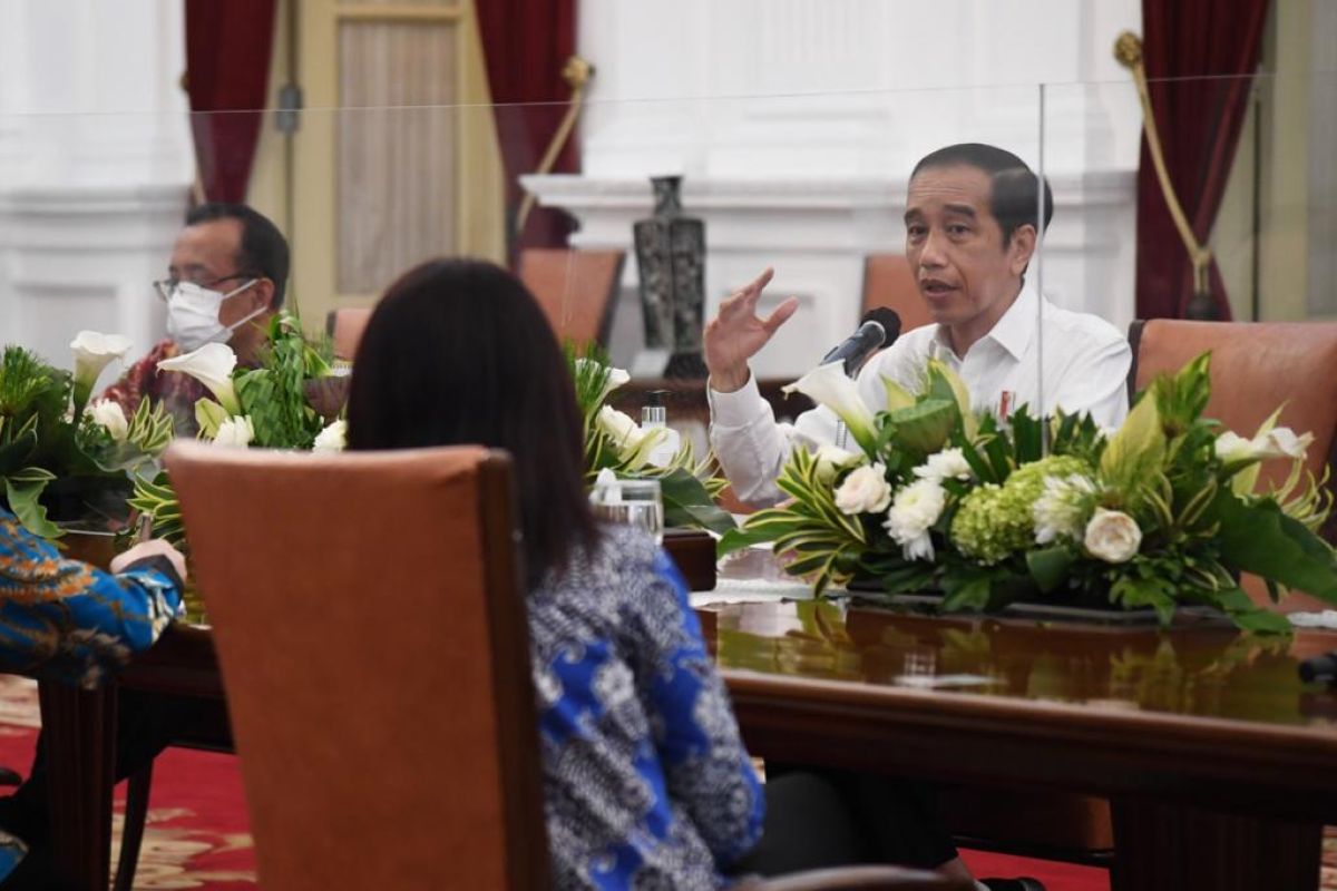 Presiden Jokowi: PPKM skala mikro lebih efektif tekan kasus COVID-19