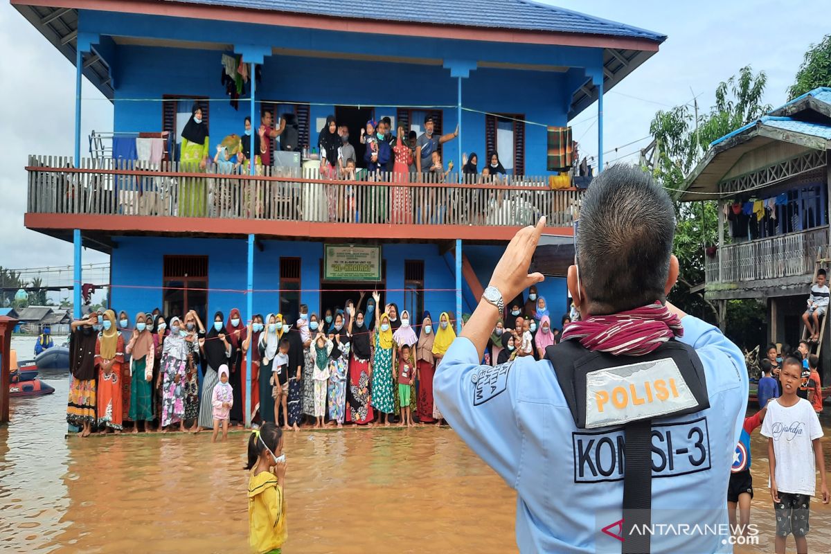 BMKG : 15 provinsi waspada banjir