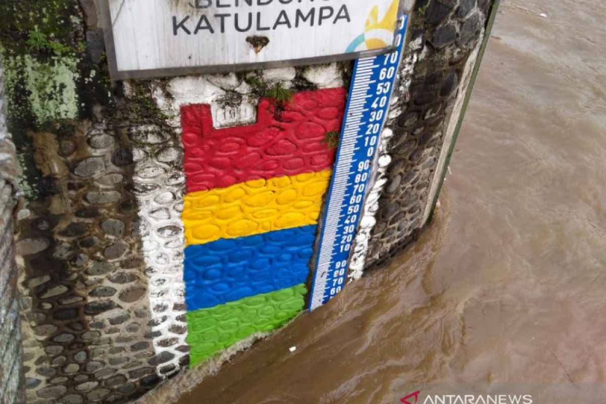 TMA Bendung Katulampa Bogor semalam hanya 50 cm