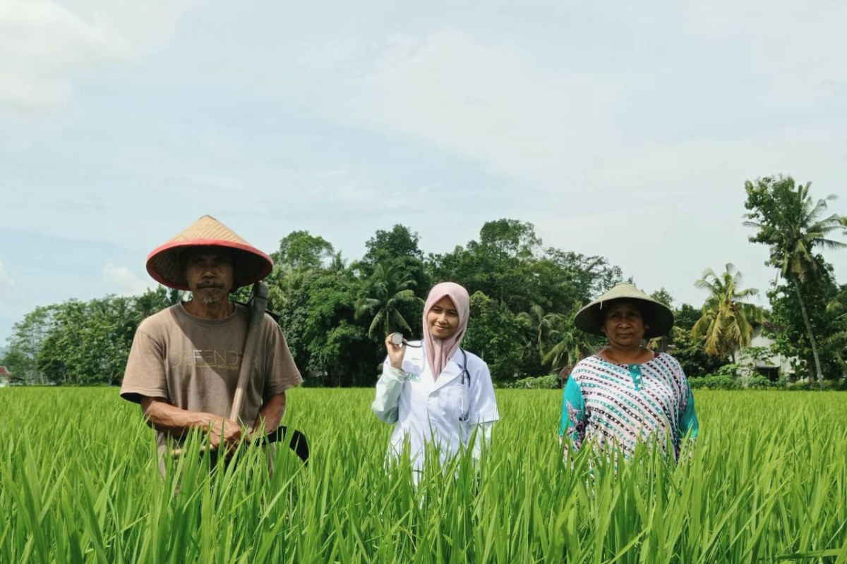 Beasiswa Bidikmisi antar anak petani ini jadi calon dokter