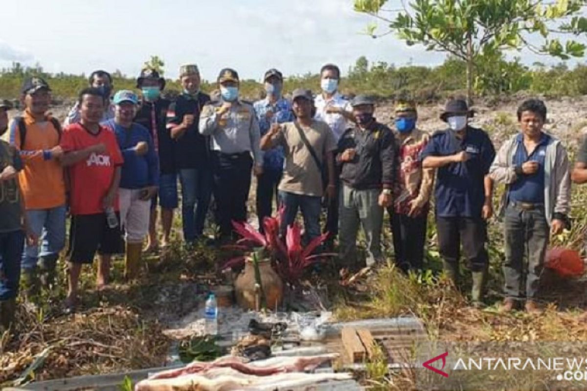 Pemkot-DAD Singkawang gelar ritual pembersihan lahan bandara