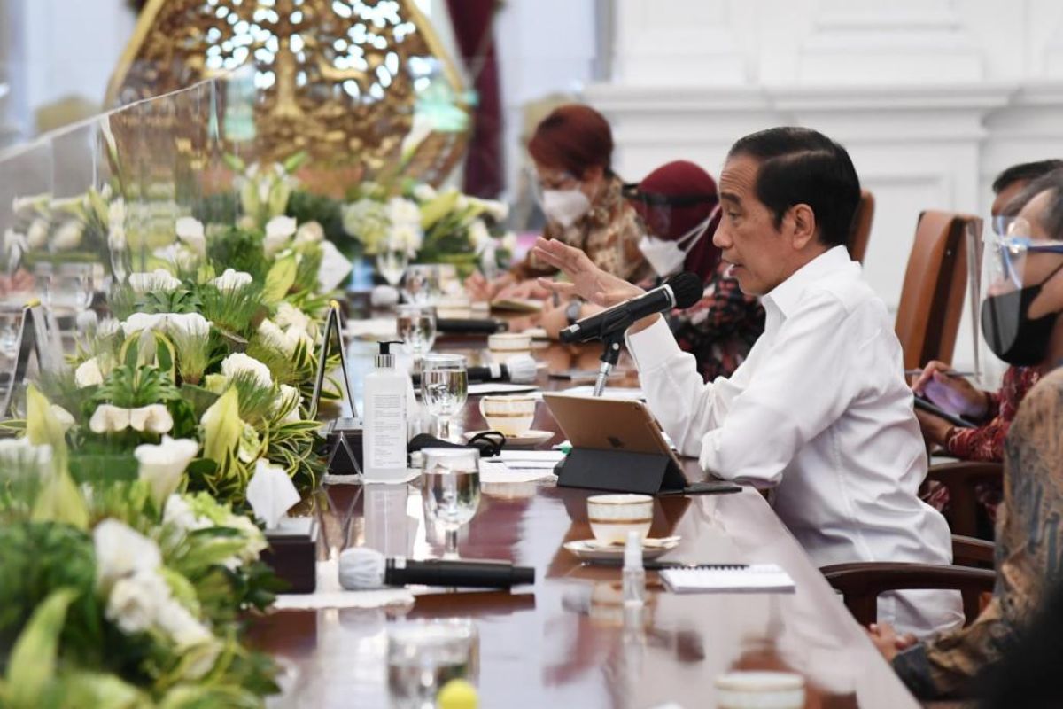 Jokowi akui sosialisasi vaksinasi COVID-19 masih kurang