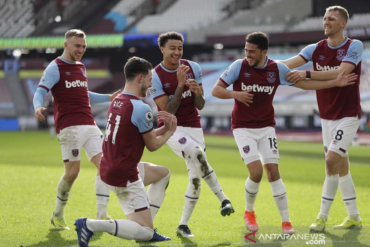 West Ham ke posisi keempat klasemen usai tundukkan Hotspur