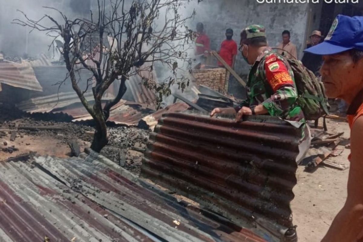 Tiga rumah di Sahkuda Bayu Simalungun terbakar