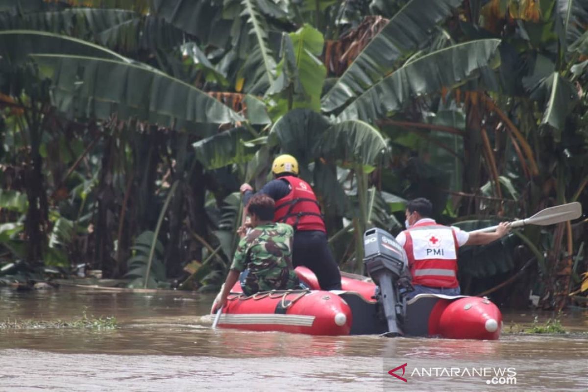 Tangani banjir, PMI Banten turunkan logistik dan relawan