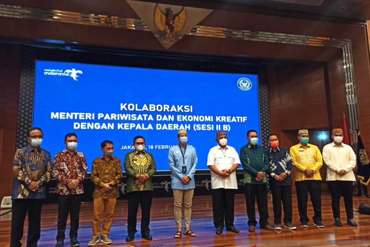 Pemkab Bone Bolango promosikan wisata unggulan ke Sandiaga Uno