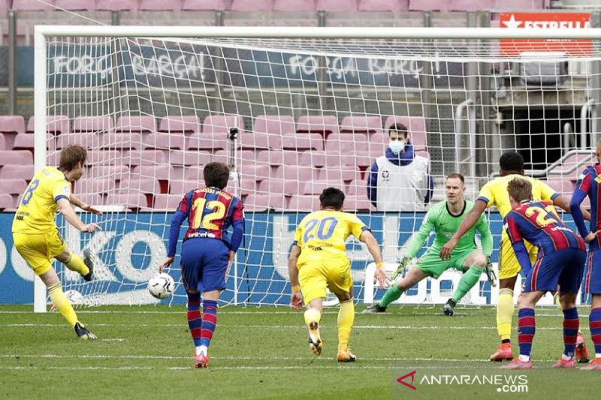 Cadiz nodai upaya Messi catatkan rekor penampilan di Barcelona 1-1