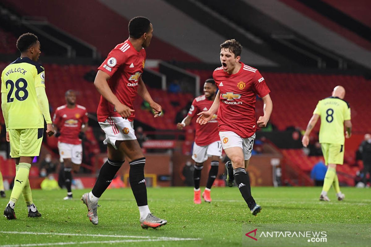 United rebut kembali posisi kedua setelah menang 3-1 atas Newcastle