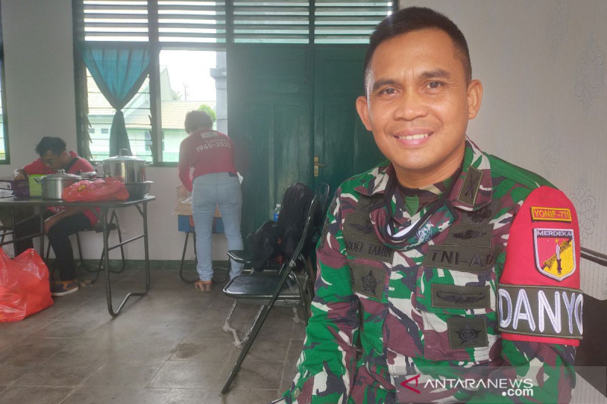 Yonif 711/Raksatama kerahkan puluhan personel dukung donor darah di Palu