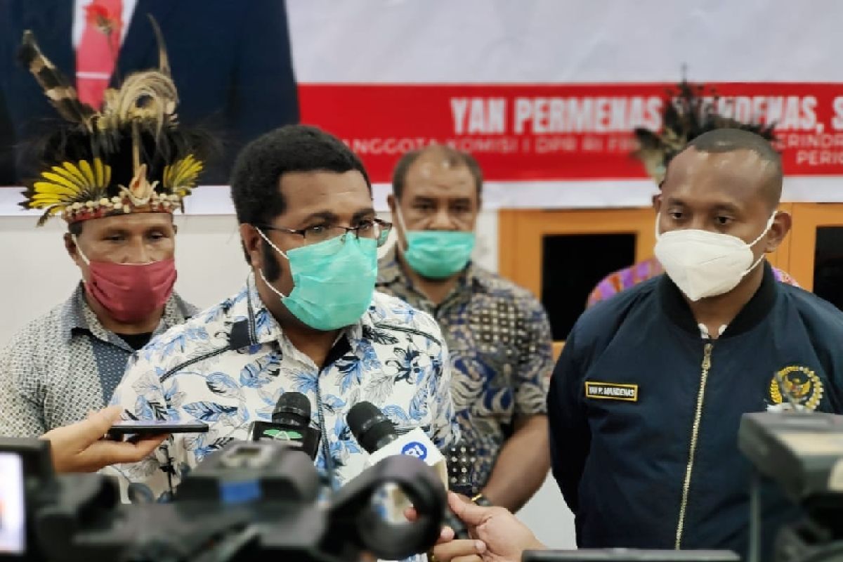 Pemilihan wakil bupati Biak tunggu nama calon parpol koalisi