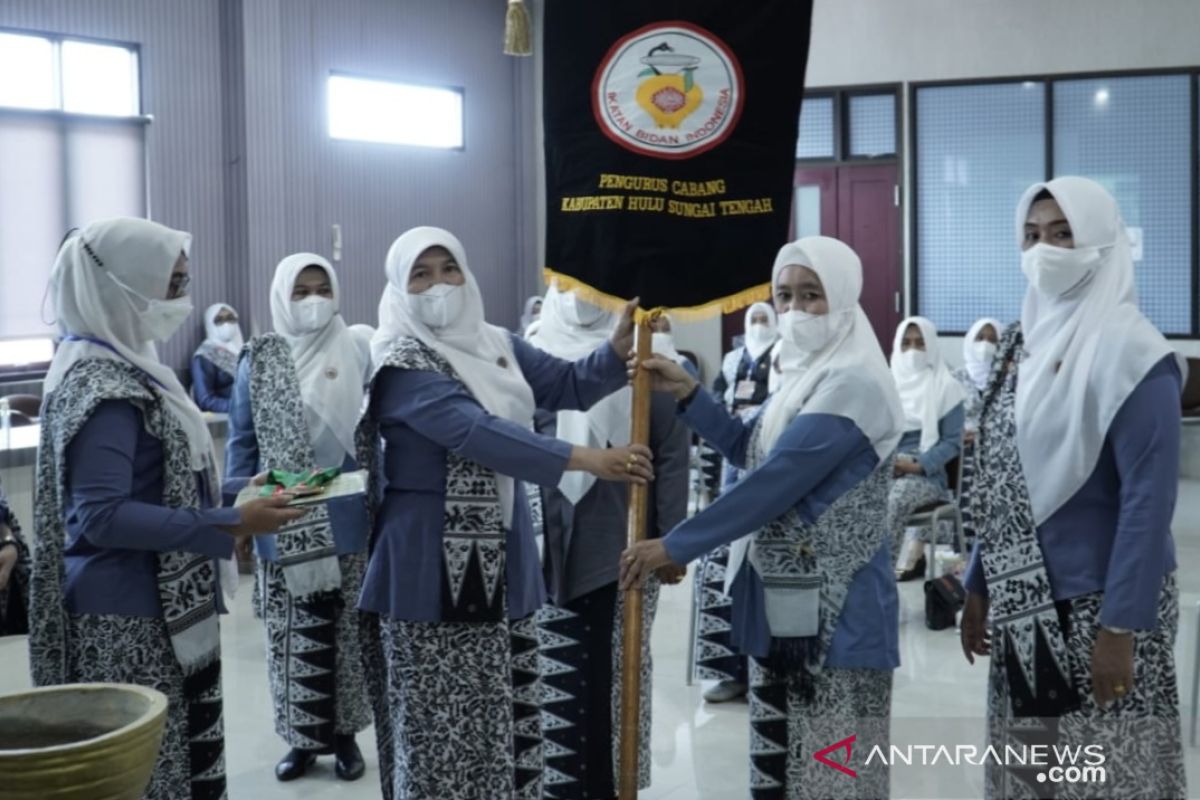 Masitah jabat ketua Ikatan Bidan Indonesia Kabupaten HST