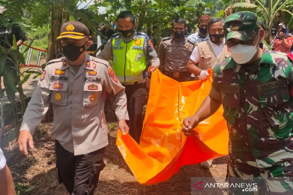 Polisi selidiki temuan jasad bayi di Sungai Cimanuk Garut