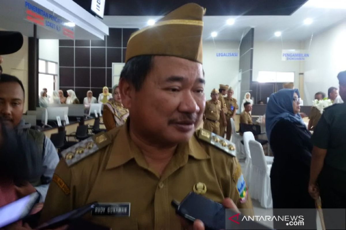 Bupati Garut siapkan bantuan hukum untuk PNS tersangka kasus pasar