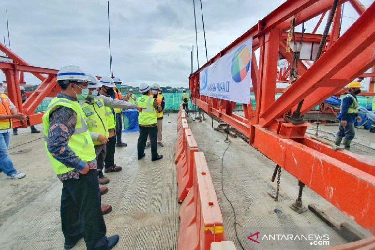 WIKA "topping off" jembatan utama akses ke Bandara Soekarno Hatta