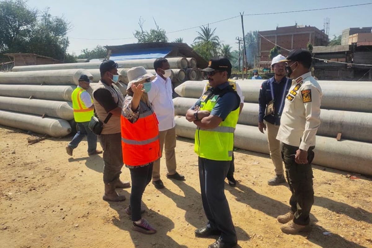 Bupati sebut Jembatan Idi-Peureulak rampung tahun ini