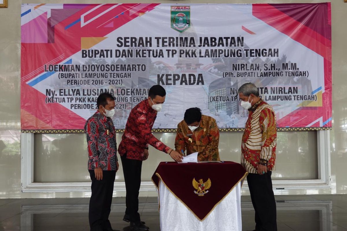 Plh Bupati Lampung Tengah pimpin pisah sambut Bupati dan Wakil Bupati Periode 2016-2021