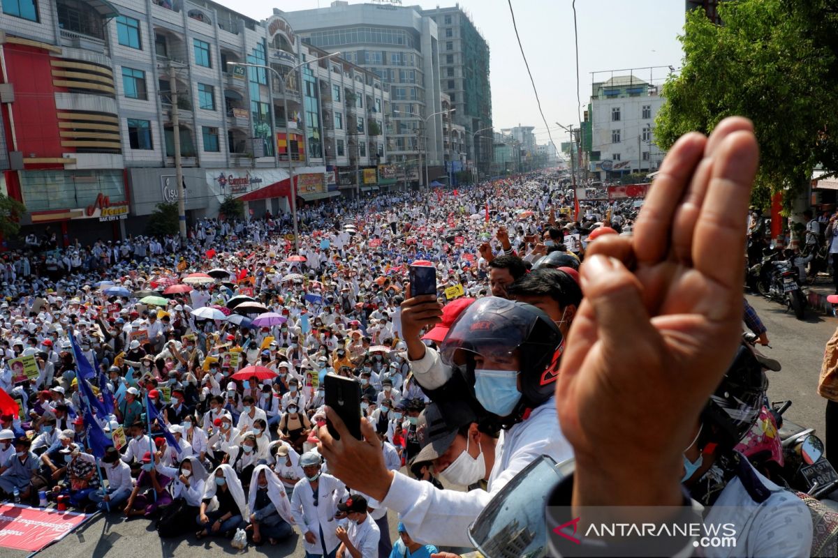 Wartawan Jepang yang ditangkap Polisi Myanmar akhirnya dibebaskan