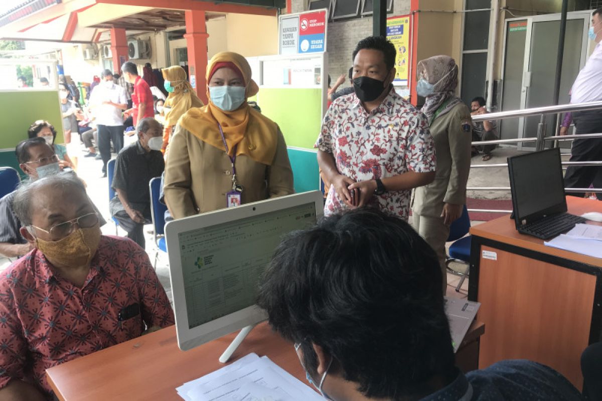 Anggota DPR minta Kemenkes perbaiki sistem pendaftaran vaksinasi