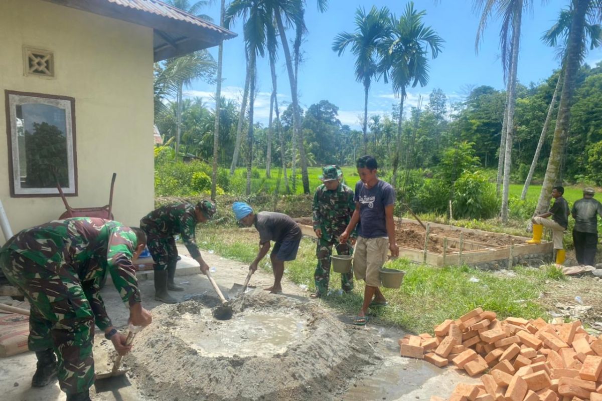 TNI berkolaborasi dengan warga sukseskan TMMD di Padang Pariaman