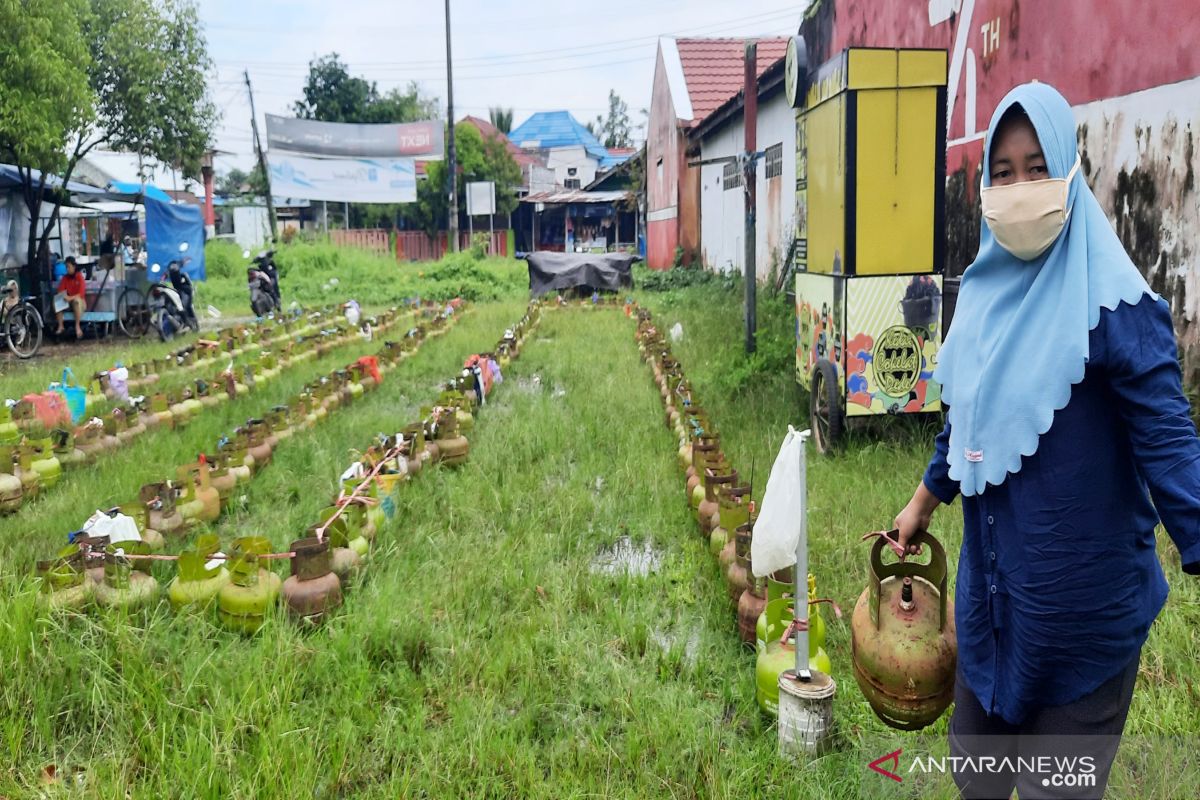 Masyarakat Kalsel menjerit harga elpiji 3 kg Rp60 ribu