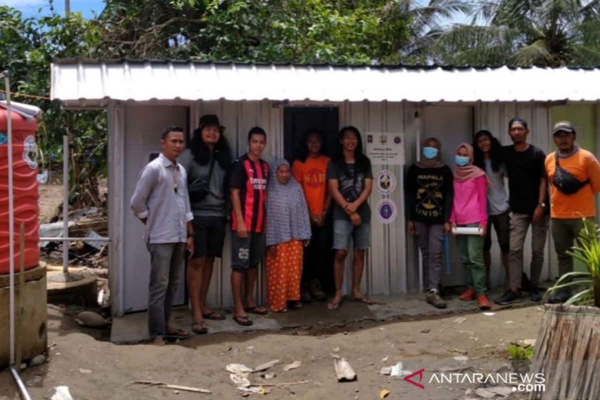 Mapala UNISI Yogyakarta bangun 10 sarana MCK korban banjir HST