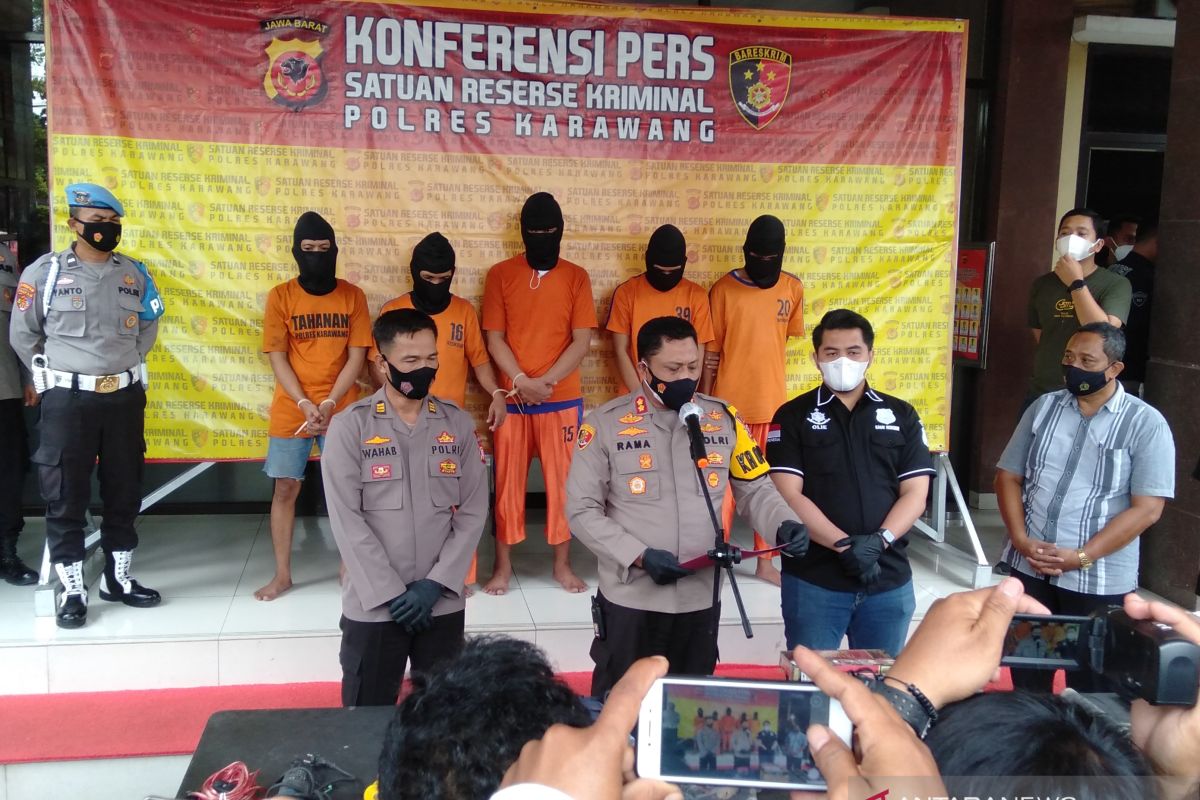 Lima tersangka spesialis pembobol minimarket diringkus polisi di Karawang