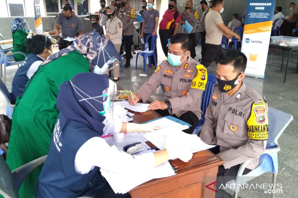 Ratusan personel polisi Bangka jalani pemeriksaan kesehatan