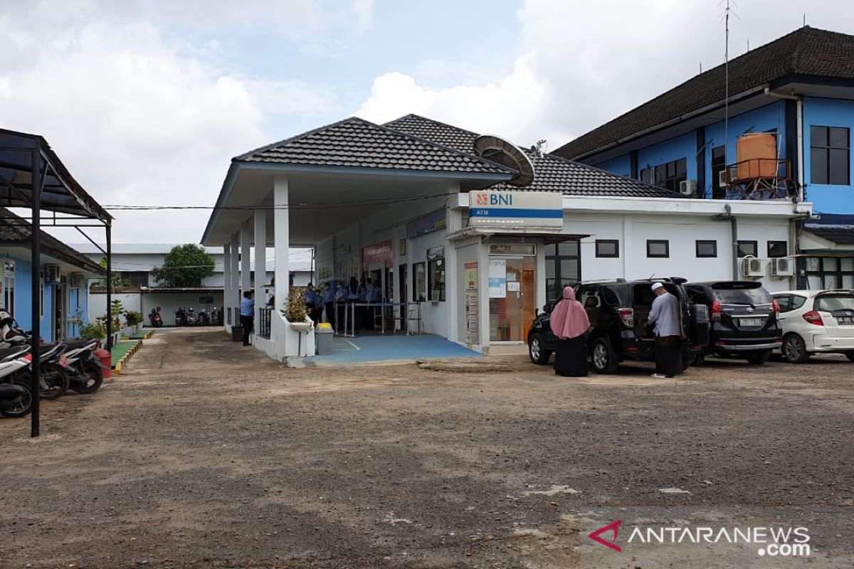 Imigrasi Palembang manfaatkan kondisi  sepi benahi fasilitas pelayanan