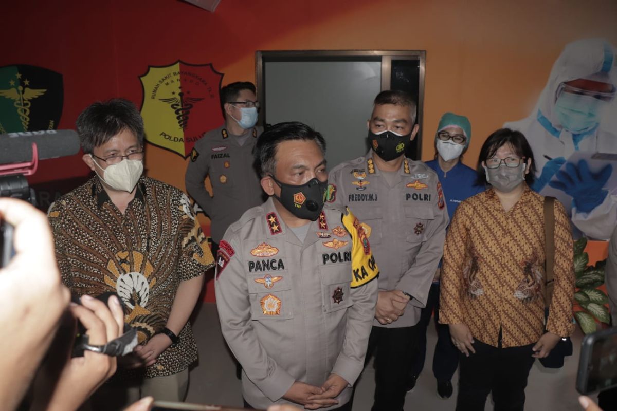 Kapolda Sulut resmikan laboratorium PCR Rumah Sakit Bhayangkara Manado