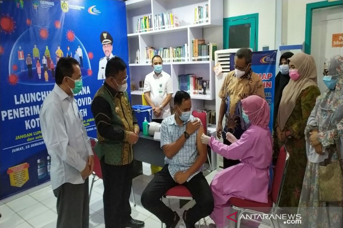 Masyarakat Banda Aceh diimbau tak terpengaruh hoaks vaksin COVID-19