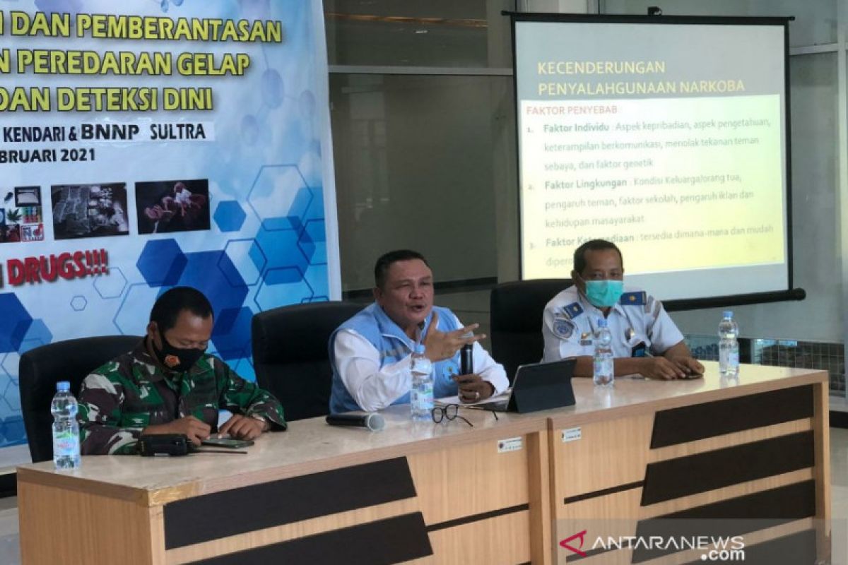 BNN Sulawesi Tenggara proteksi 164 pegawai Bandara Haluoleo dari narkoba