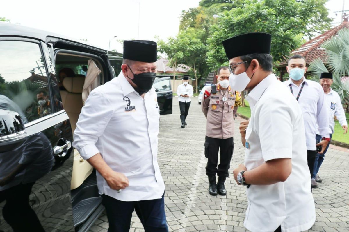 Kunjungi Bangkalan, Ketua DPD RI dorong masyarakat manfaatkan tanaman porang