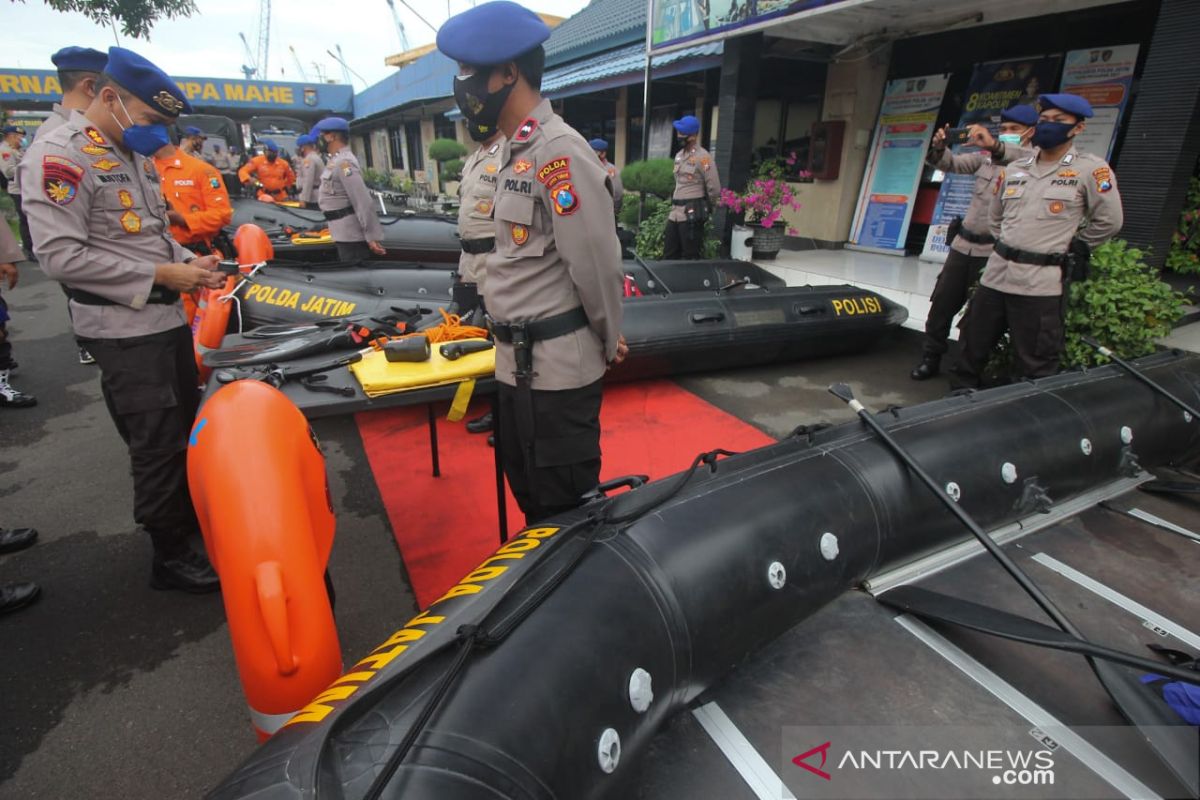 Polairud Polda Jatim siagakan puluhan personel tangani bencana alam