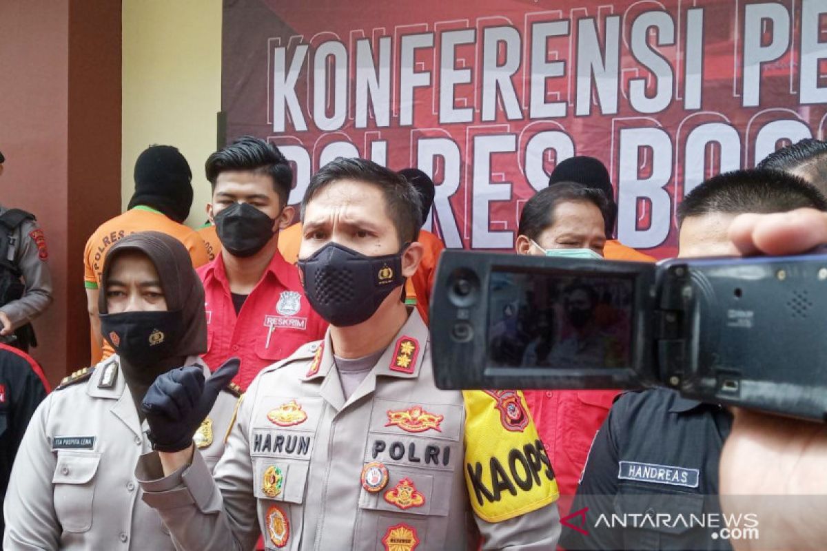 Tersangka Korupsi Dana Bansos Pandemi Sekdes Di Bogor Masih Buron Antara News 0108