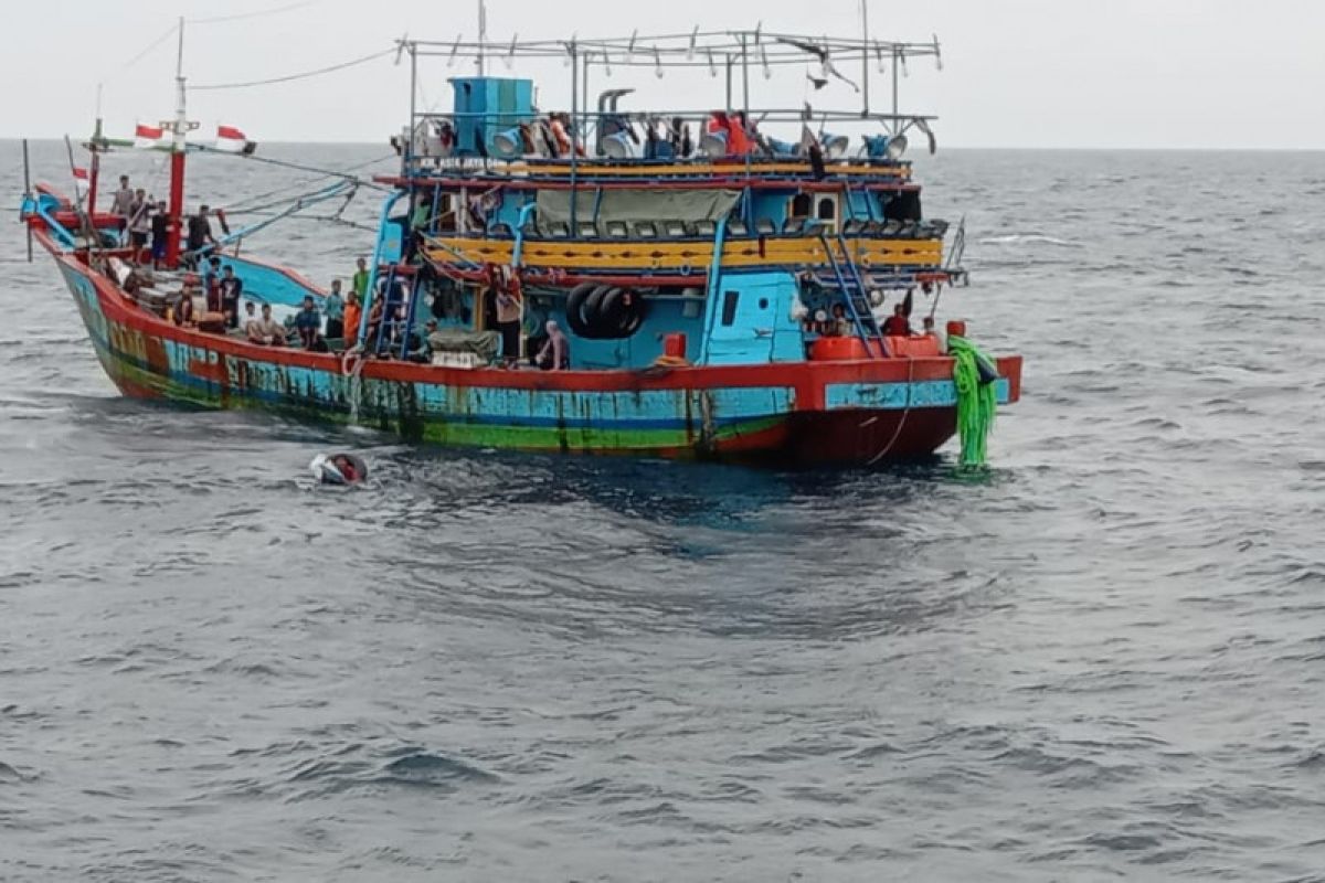 KKP tangkap kapal pelanggar daerah penangkapan ikan Pulau Kangean