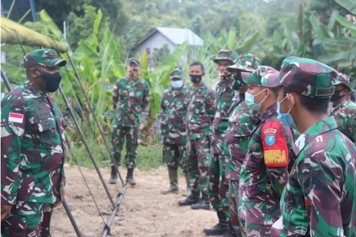 Satgas TMMD Kodim Putussibau bentuk Posko tangguh tanggap COVID-19