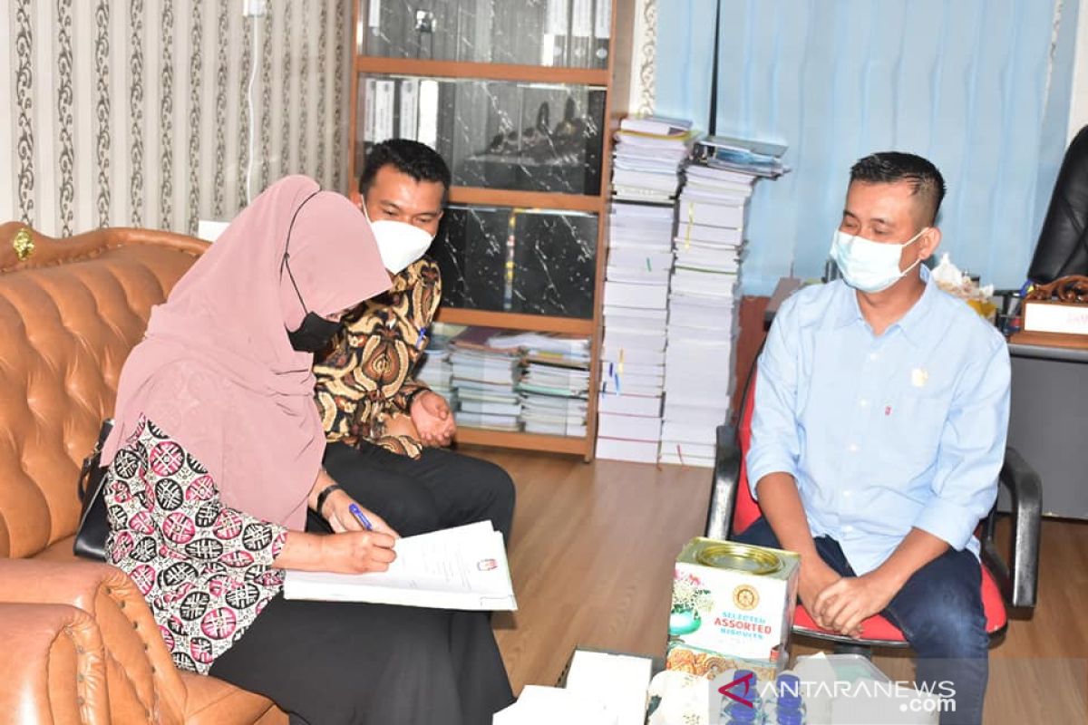 Pelantikan kepala daerah di Kepri dibatasi lima orang
