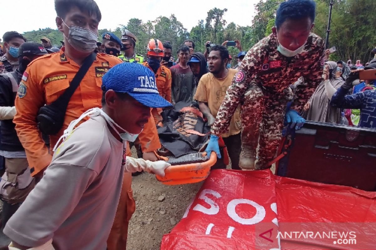 SAR berhasil evakuasi tiga jenazah korban longsor PETI Parigi Moutong