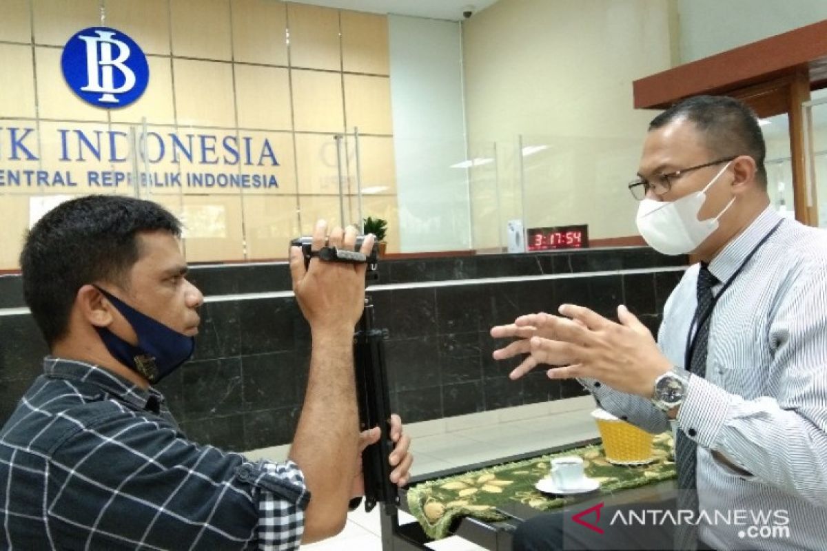 BI Sulawesi Tenggara target nasabah baru bank gunakan QRIS