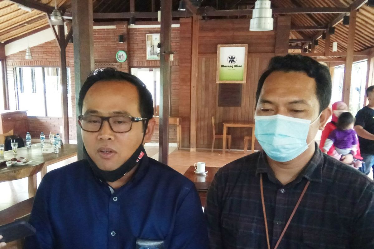 PLN Bali keberatan tiang provider komunikasi di dekat jaringan listrik