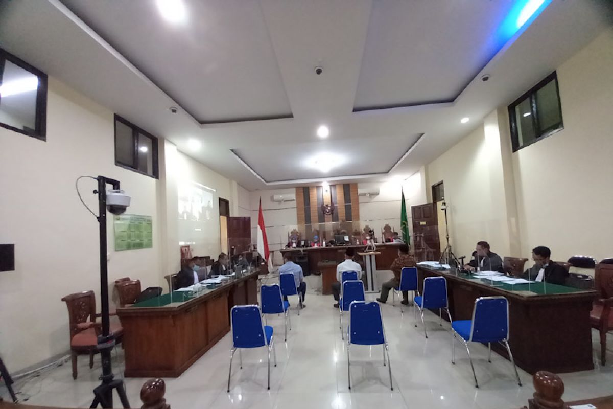 Politisi NasDem beri keterangan sebagai saksi pada sidang mantan Bupati Lampung Tengah
