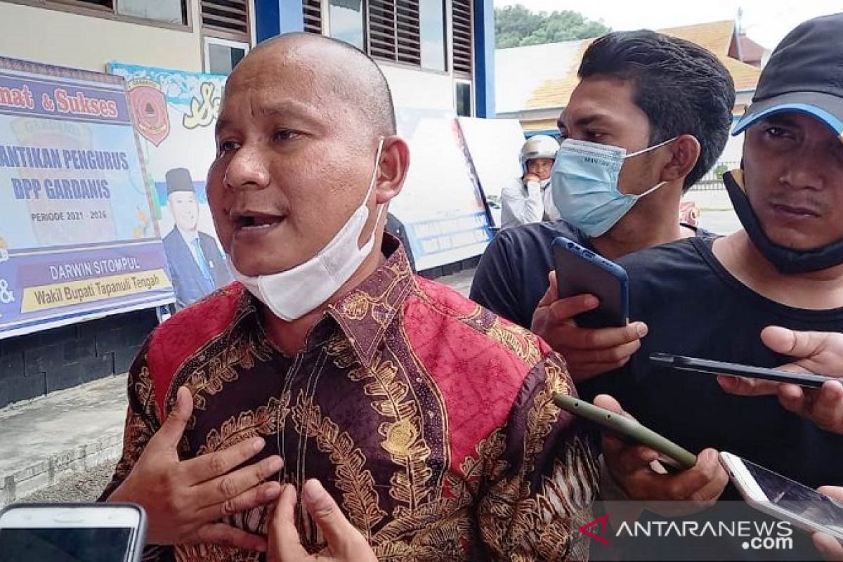 Rahmansyah Sibarani: 700 nelayan Tapteng dapat bantuan asuransi dari Provsu